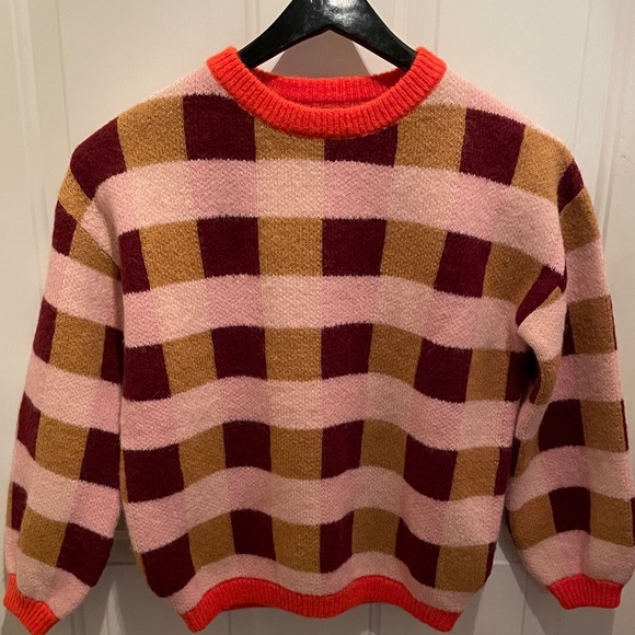 Colorful Sweater - Picture 1 of 2